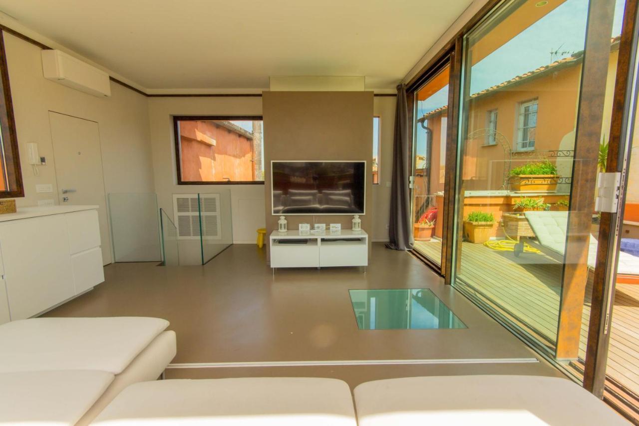 רומא Pelliccia 11 Trastevere Penthouse מראה חיצוני תמונה